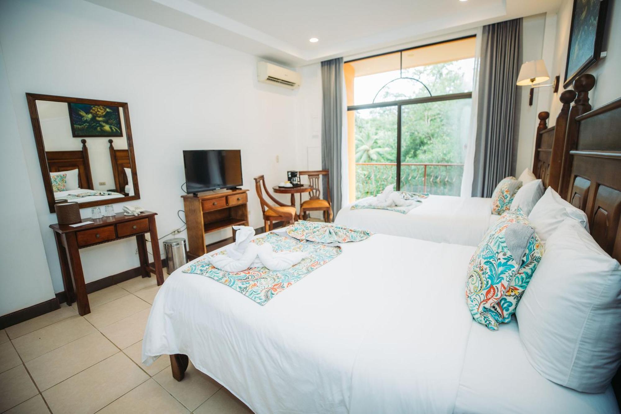 Hotel San Bada Resort & Spa Мануэль-Антонио Экстерьер фото